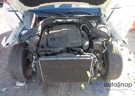 2014 Mercedes-Benz Glk 350 4Matic z USA, uszkodzony, nr VIN WDCGG8JB5EG331271